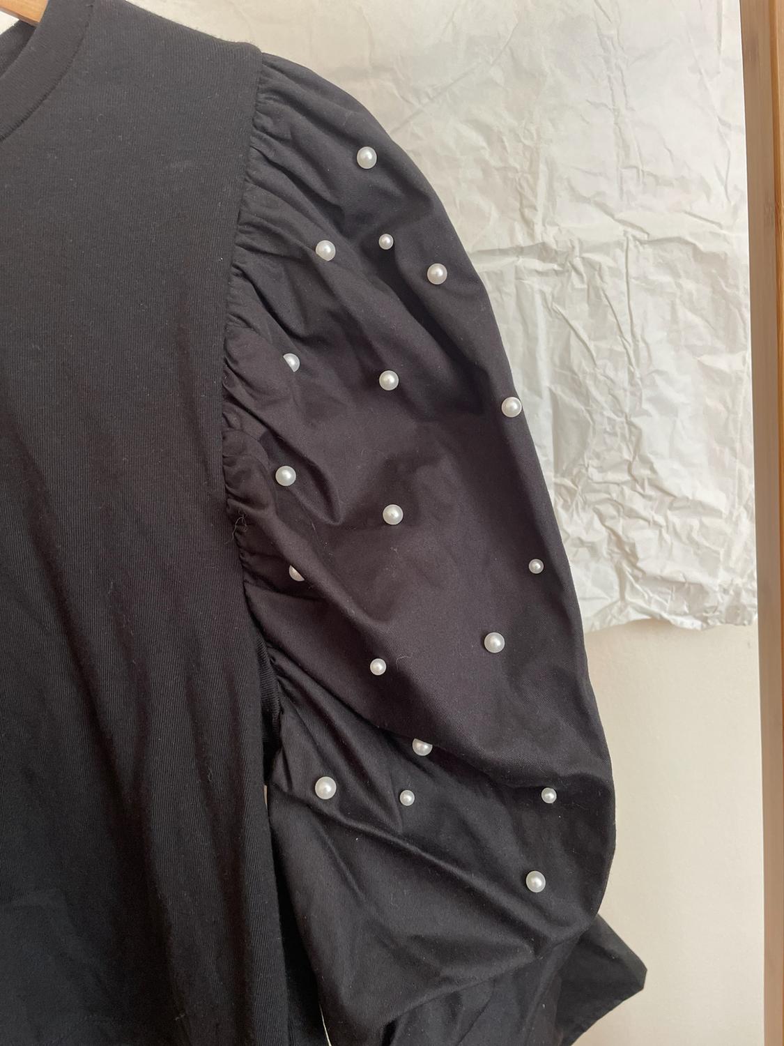 SWEATSHIRT WITH FAUX PEARLS - Image 3