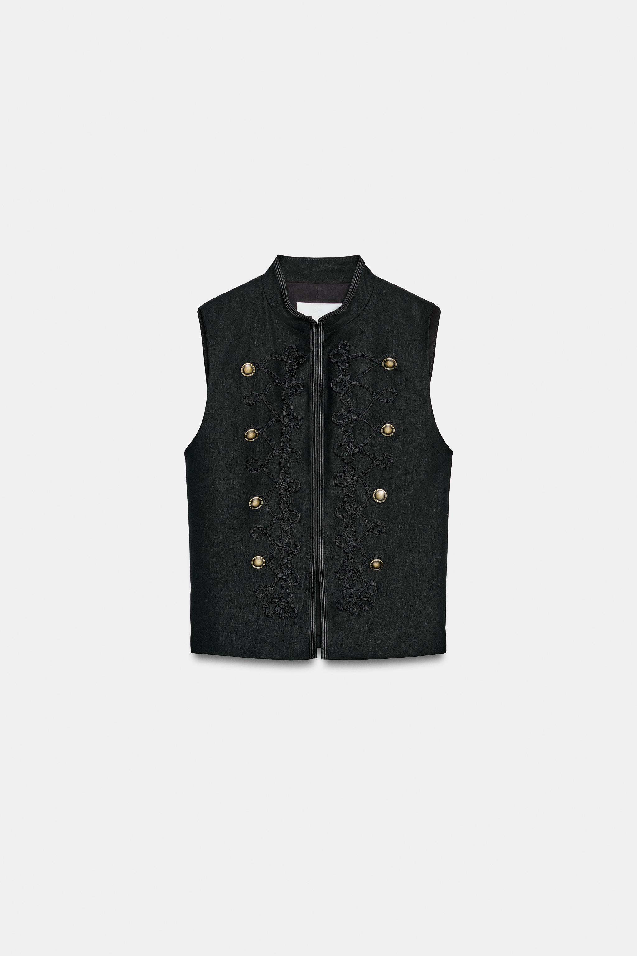 TAILORED FIREMAN CLASP VEST