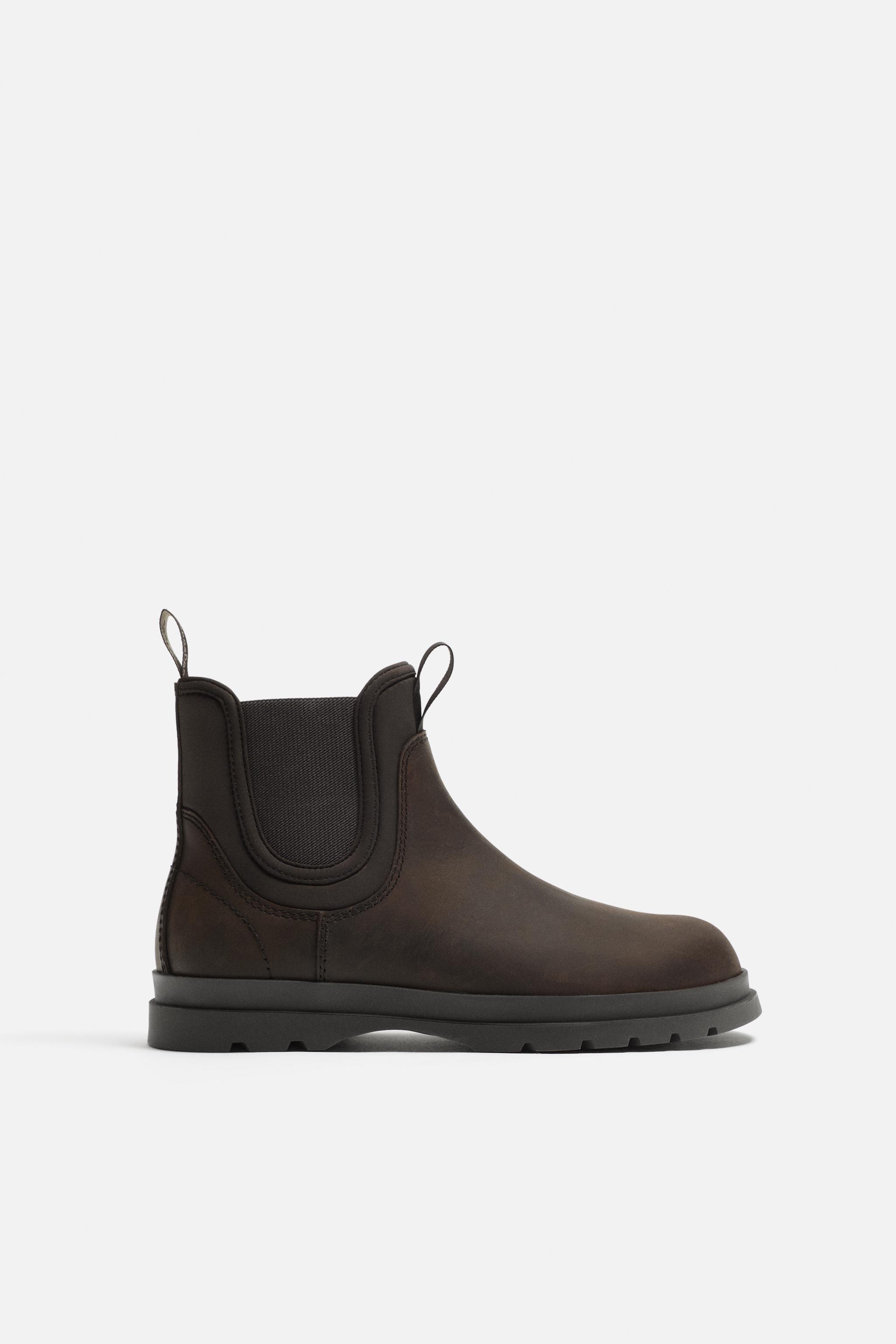 LEATHER CHELSEA BOOTS