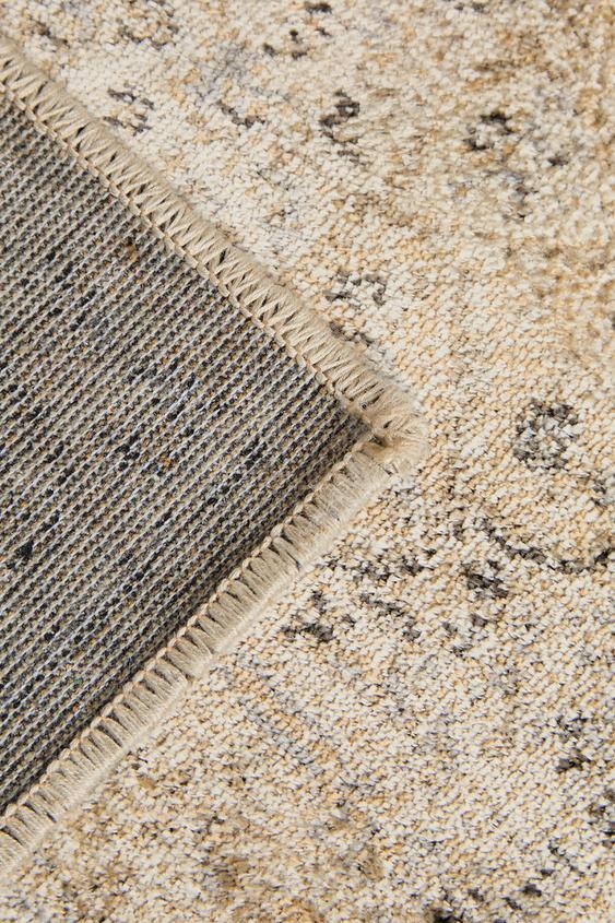 TAPIS EFFET VINTAGE - Marron de Zara - Image 4