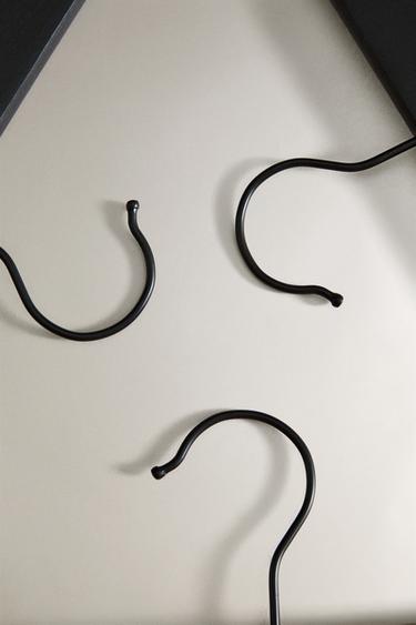 WOODEN SKIRT HANGER (SET OF 3) - Black by Zara - Image 3