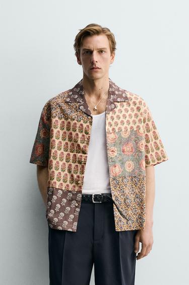 KËMISHË RELAXED FIT ME STAMPIM PATCHWORK - Ngjyrë Kungulli nga Zara