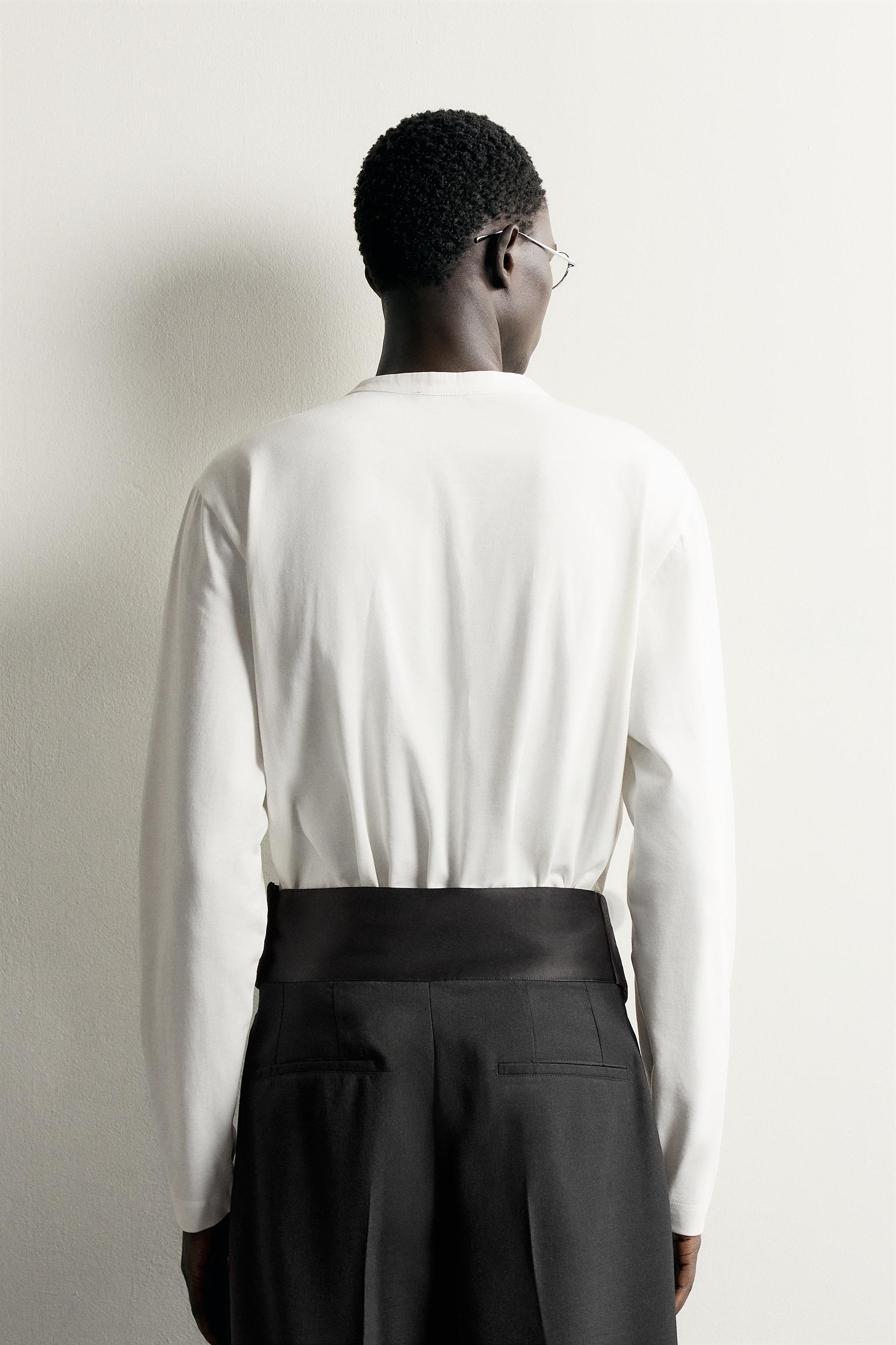 RELAXED FIT HENLEY T-SHIRT
