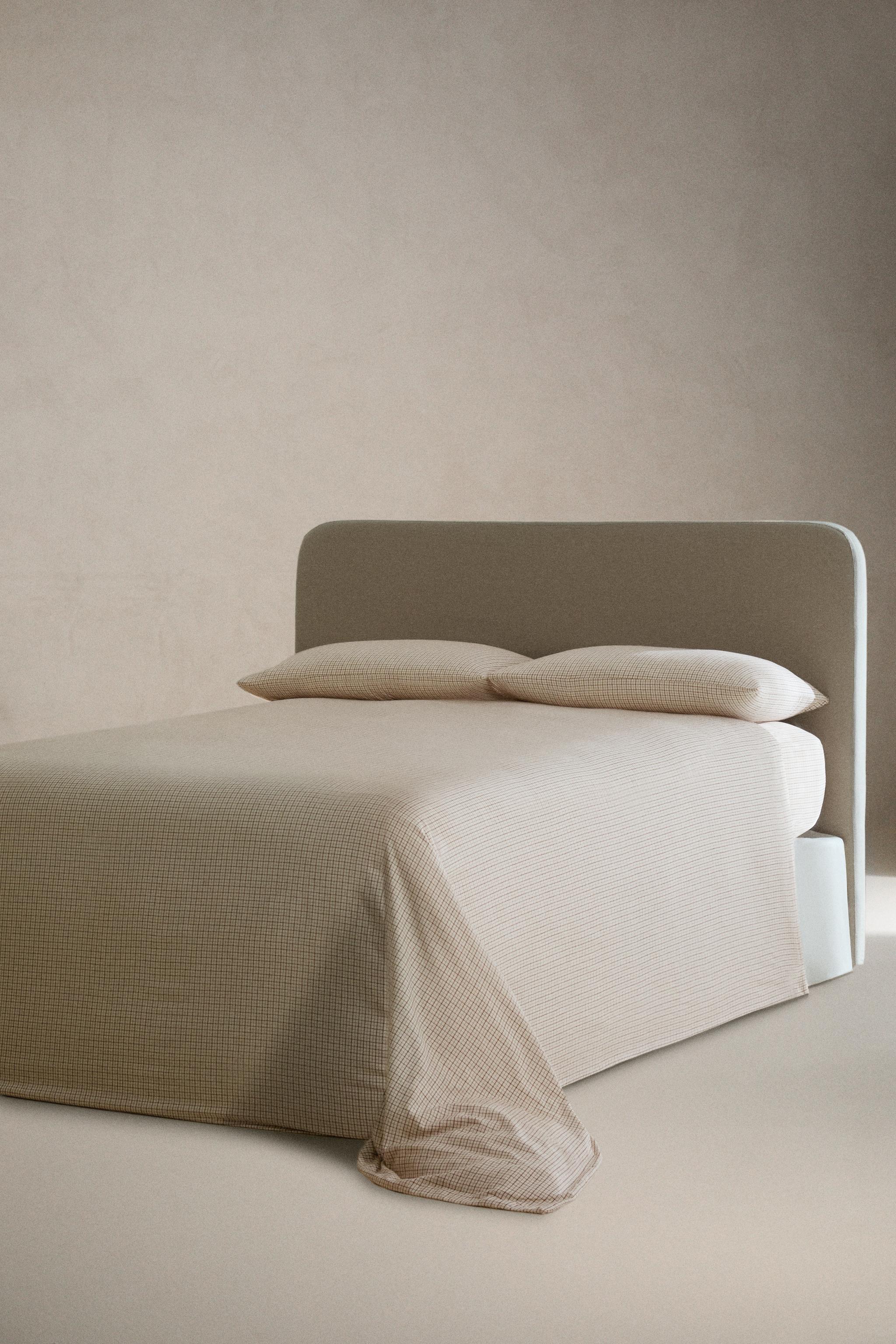 DRAP-HOUSSE EN FLANELLE À CARREAUX | 30 CM DE HAUTEUR