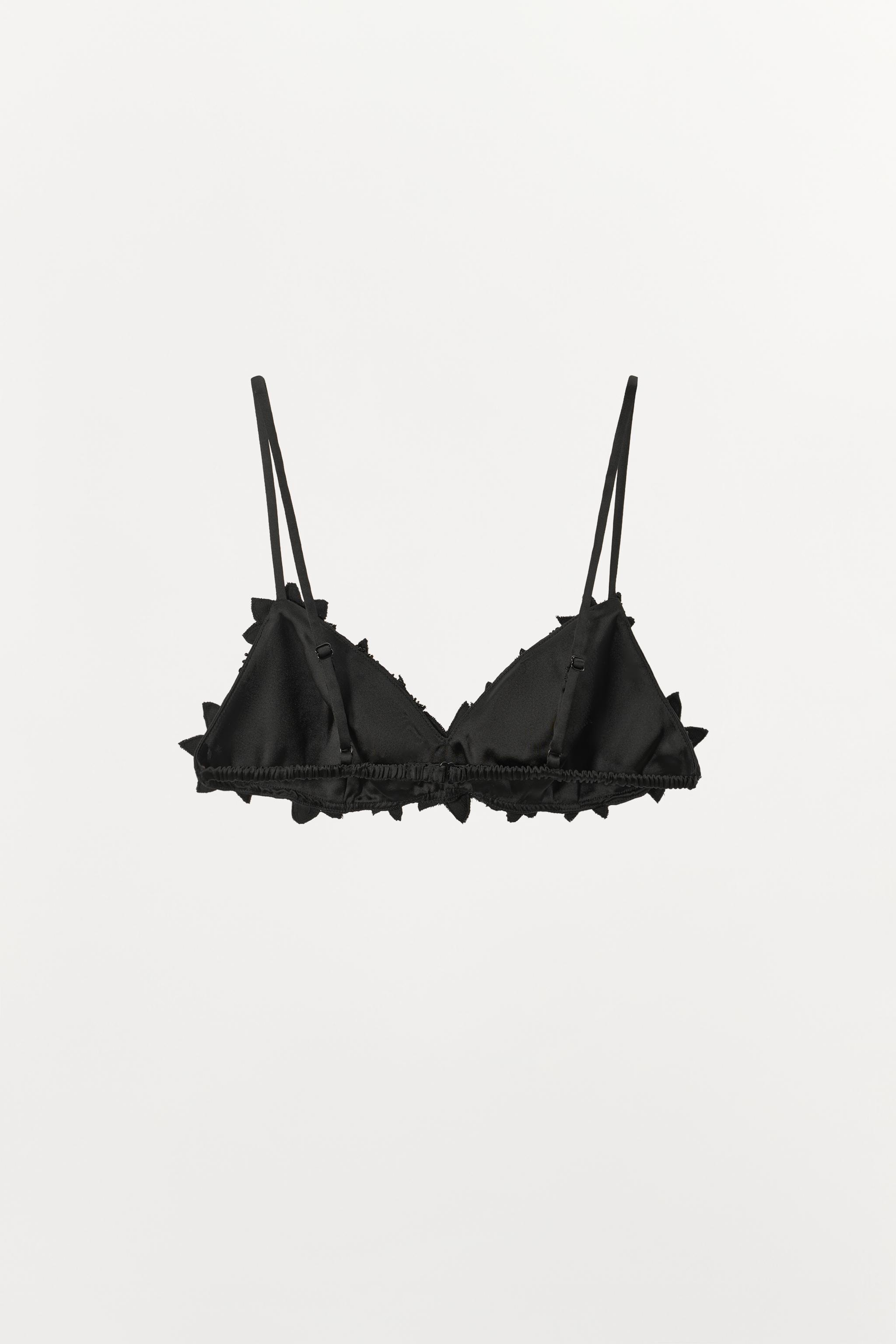 BRASSIÈRE FLEURS EN RELIEF ET FANTAISIE