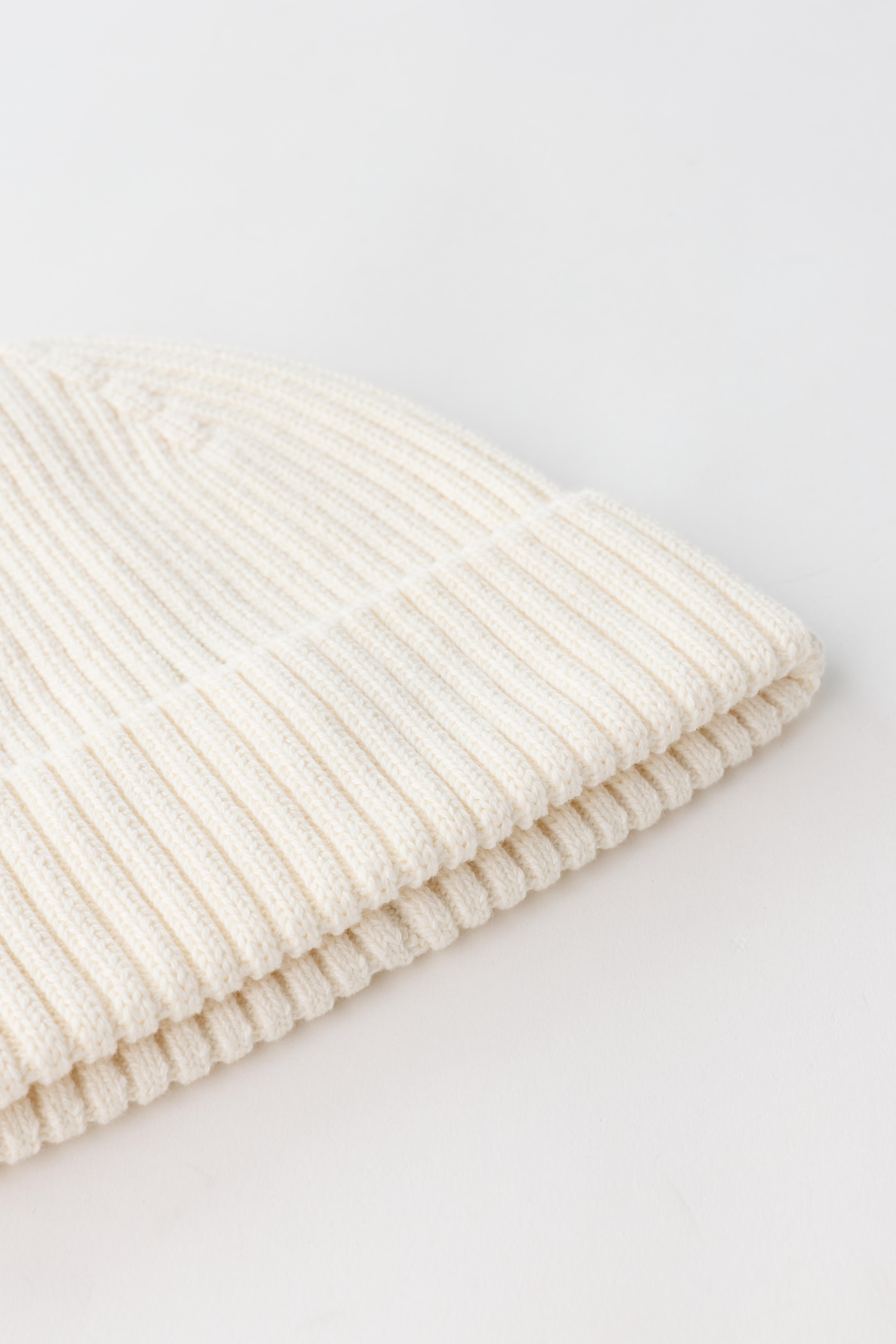 KNIT HAT
