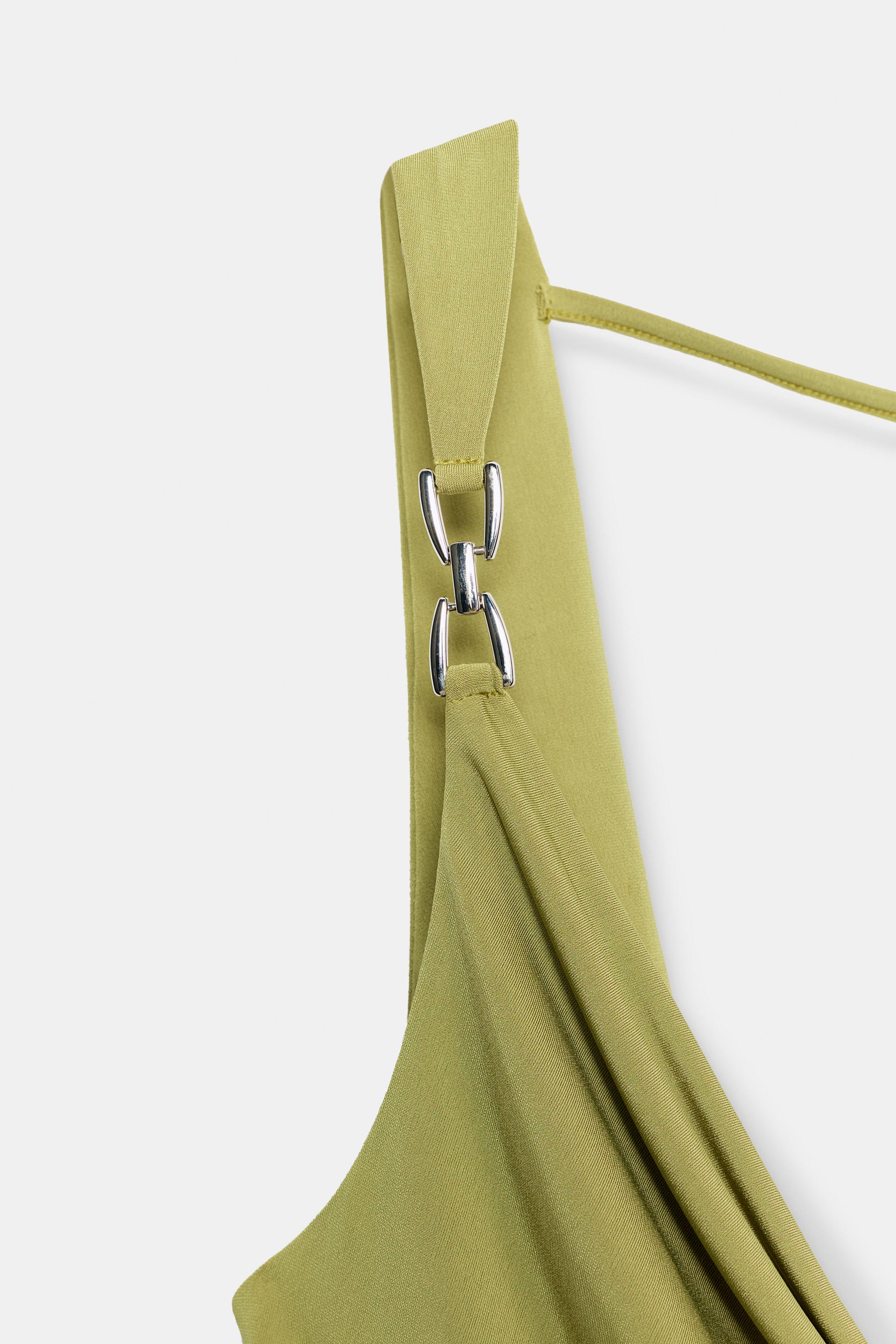 DRAPED DETAIL TOP