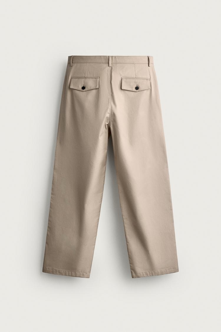 Pantalones de pierna recta con pliegues 8