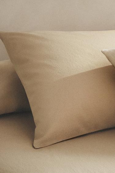 TEXTURED COTTON PILLOWCASE - Beige by Zara - Image 5