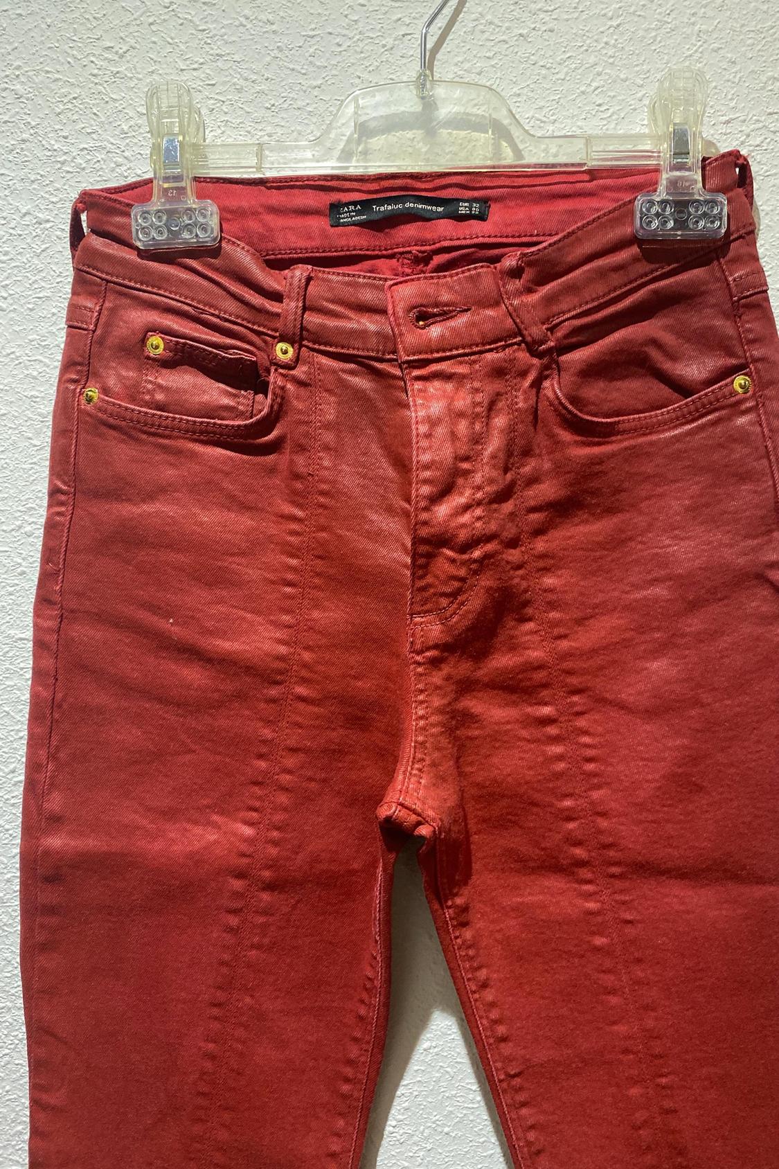 PANTALÓN VAQUERO ENCERADO BURGUNDY - Image 2