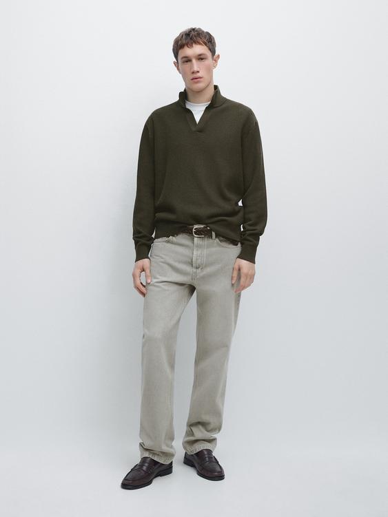 Mock neck knit sweater with V-neck