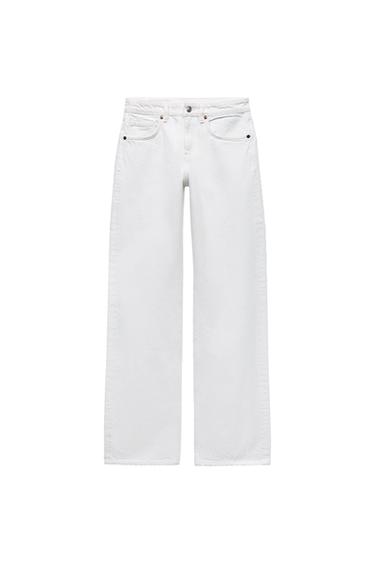 Straight-leg white jeans with five pockets and button fastening, displayed against a white background.