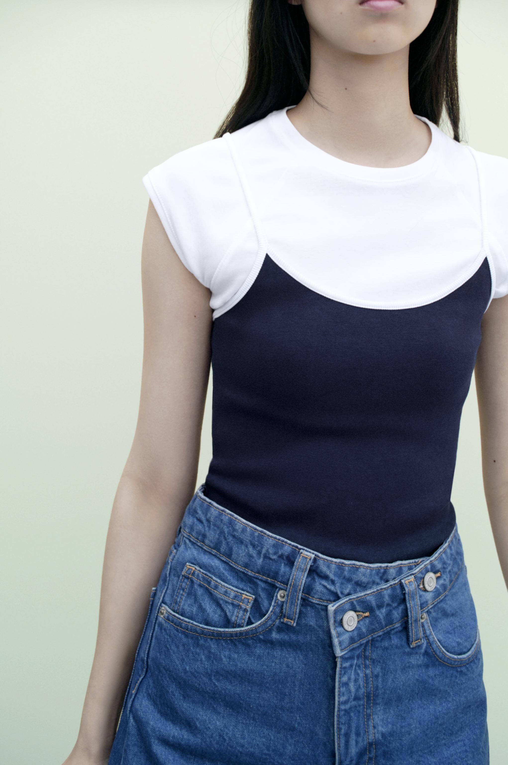 【ZARA】コントラストトリムTシャツ 0962/465/712 ZARA コントラストボックスプリーツTシャツ L タグ付き - メルカリ
