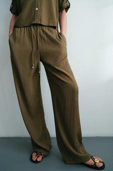 PANTALON FLUIDE DROIT - Vert olive de Zara