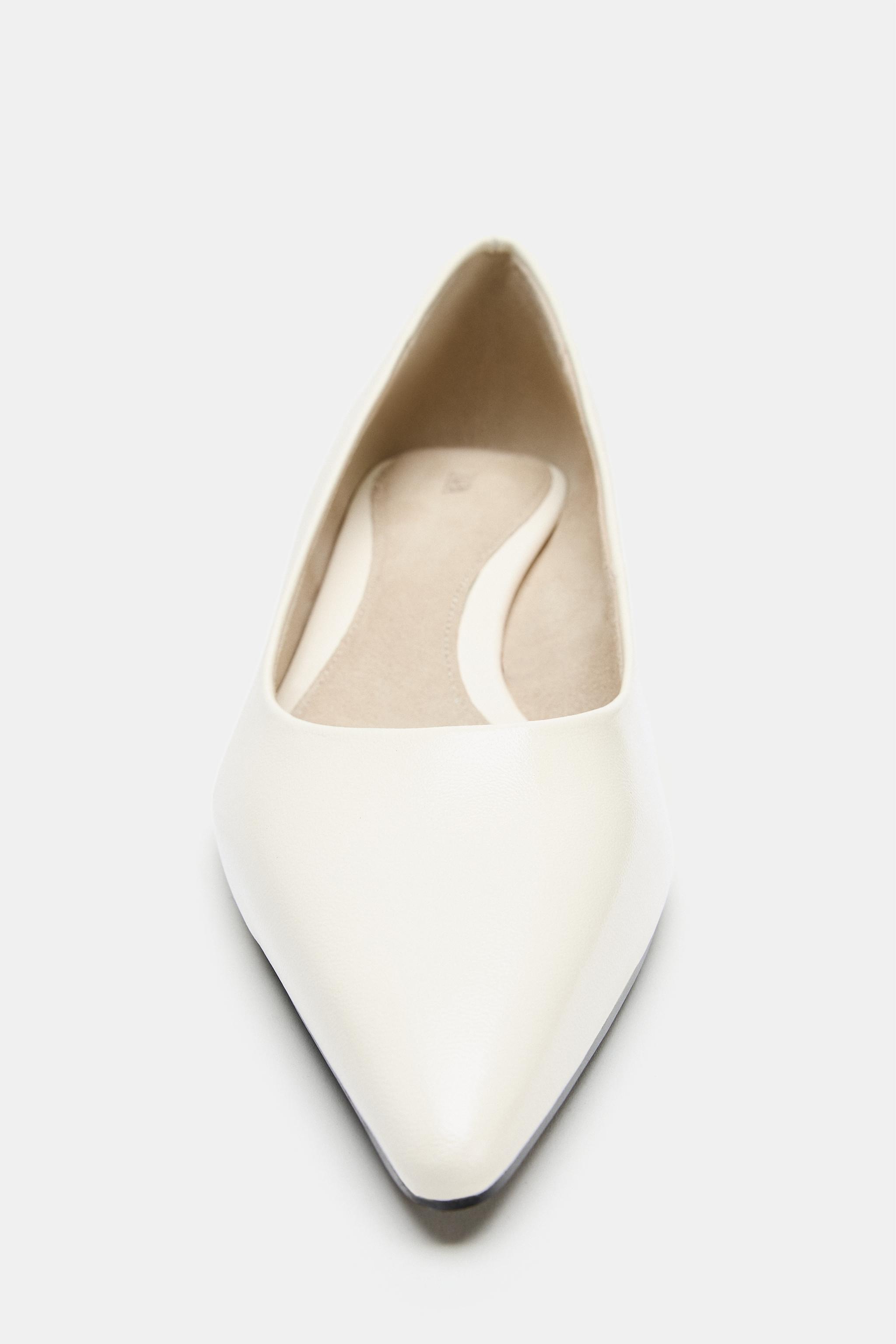 LEATHER KITTEN HEEL SHOES LIMITED EDITION