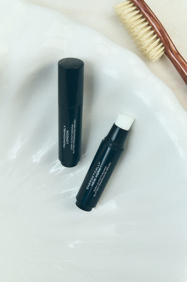 FASHIONABLY LONDON FRAGRANCED GLITTER BRUSH-ON 12ML (0.41 FL.OZ). - TINTED LEATHER by Zara