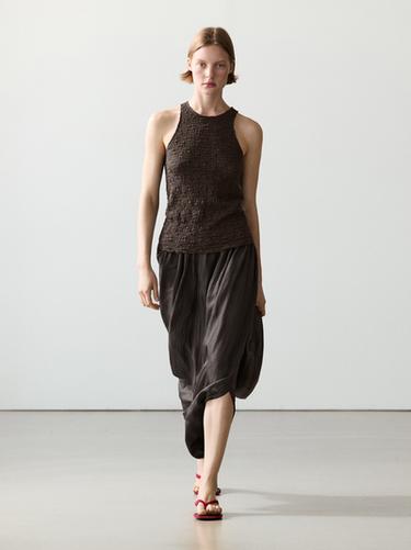 Top halter estructura - Marrón de Zara - Imagen 0