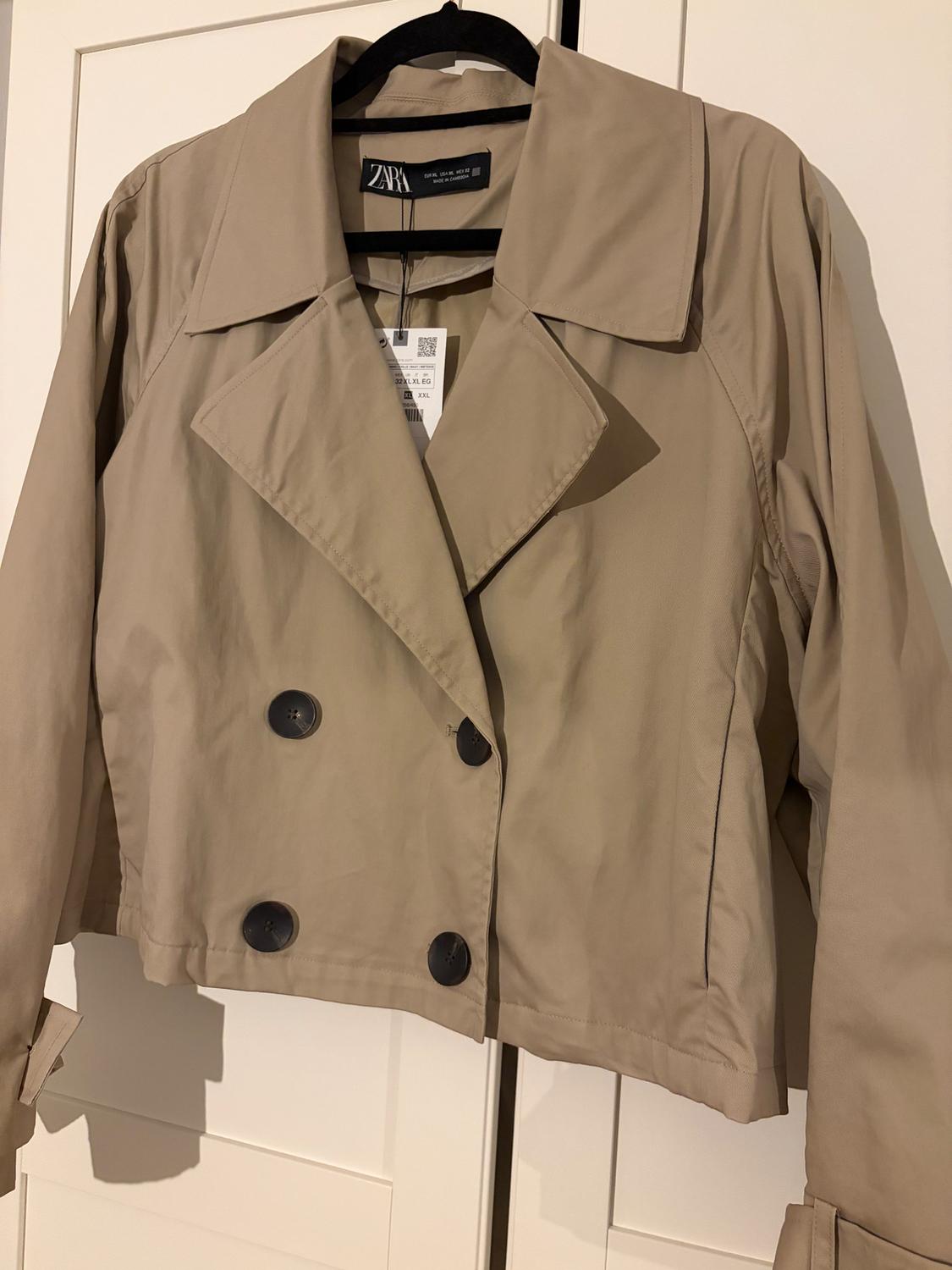 SHORT TRENCH COAT - Image 3