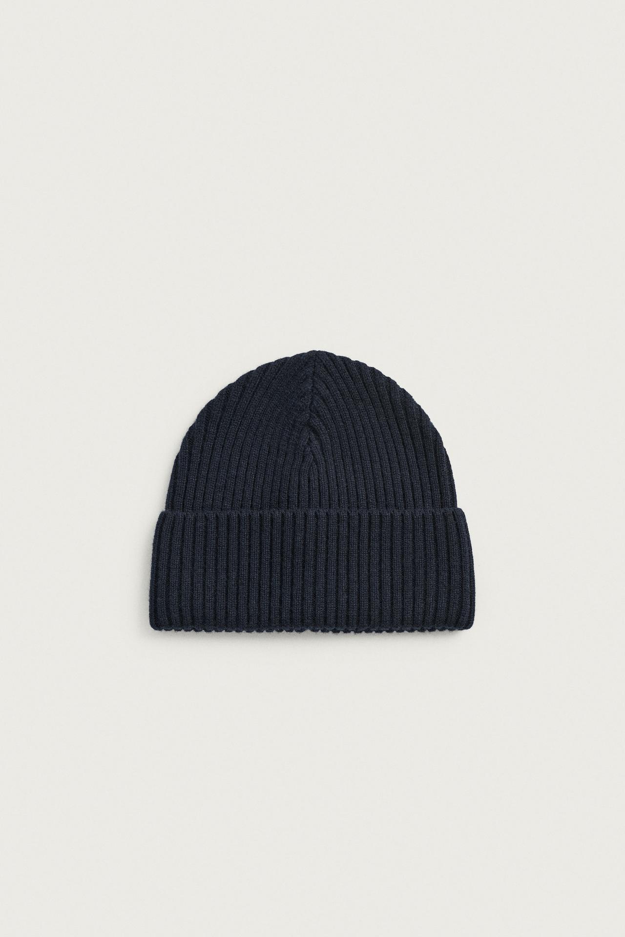 WOOL BLEND KNIT BEANIE — Dark navy