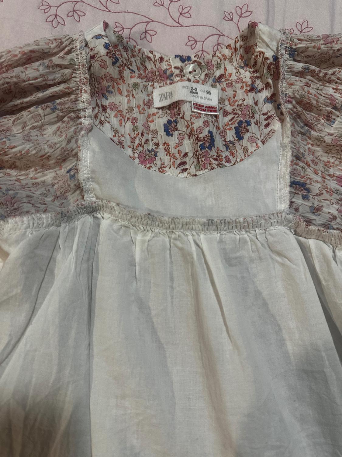 VESTIDO TEXTURA FLORES - Image 3