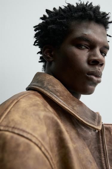 BLOUSON EN CUIR EFFET VINTAGE - Tabac de Zara - Image 4