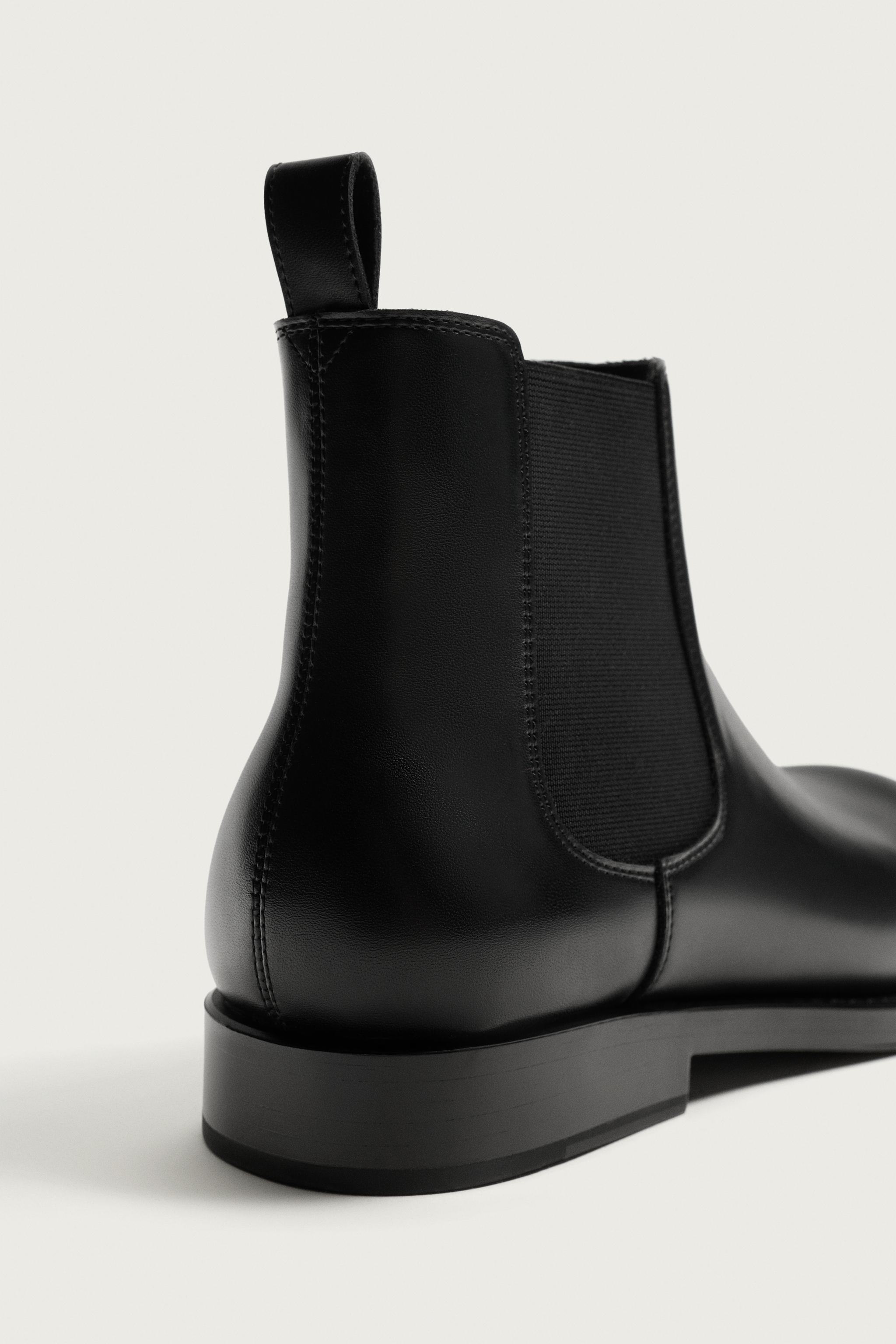 POINTED-TOE CHELSEA BOOTS