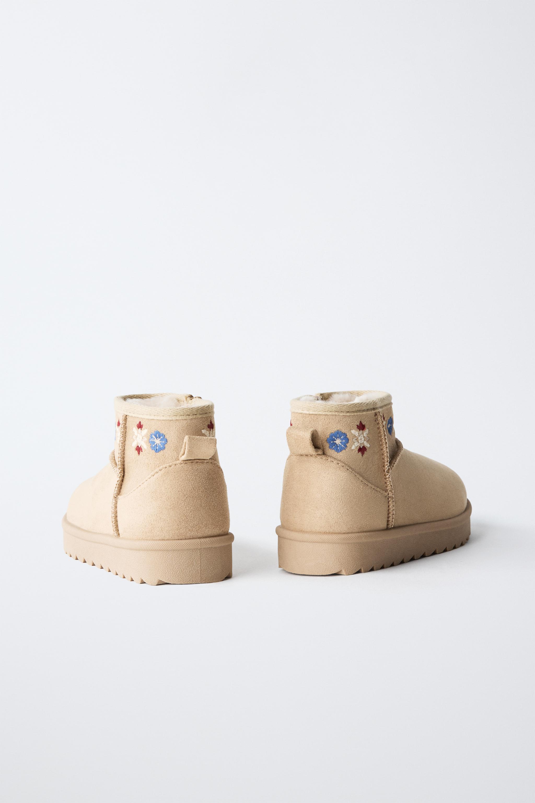 BOTTINES DOUBLÉES BRODÉES