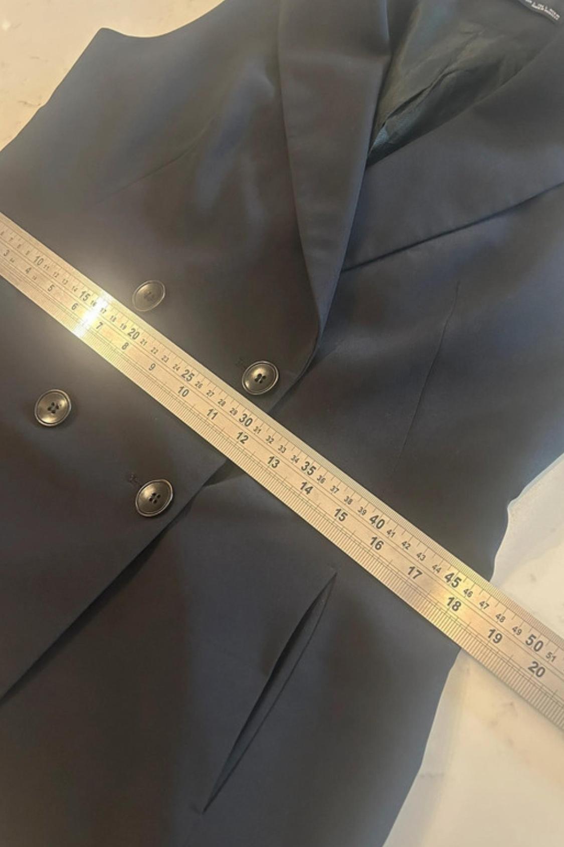 DOUBLE-BREASTED BOX PLEAT WAISTCOAT - Image 8