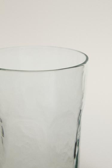 VERRE À SODA MARTELÉ - Transparent de Zara - Image 2