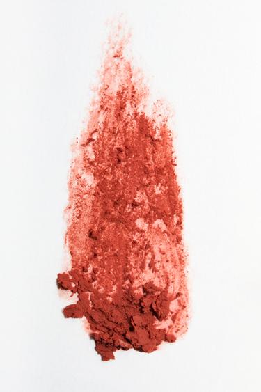 ZARA VELVET PLIP МАТОВ БАЛСАМ ЗА УСТНИ - PLUSH от Zara