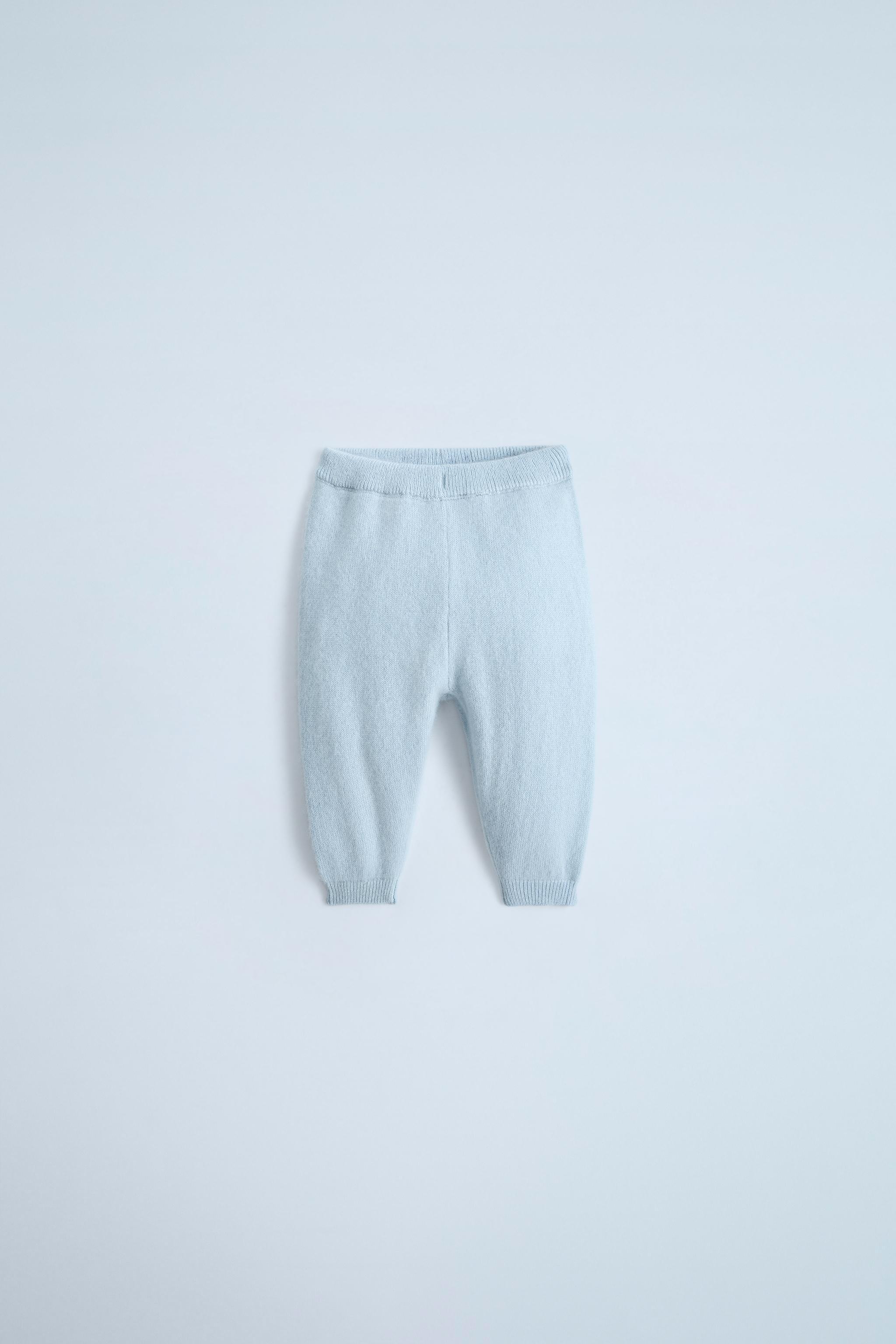 【ZARA Baby】カシミヤ100%ニット キモノロンパース ボンネ付き ZARA Baby】カシミヤ100%ニット キモノロンパース ボンネ付き