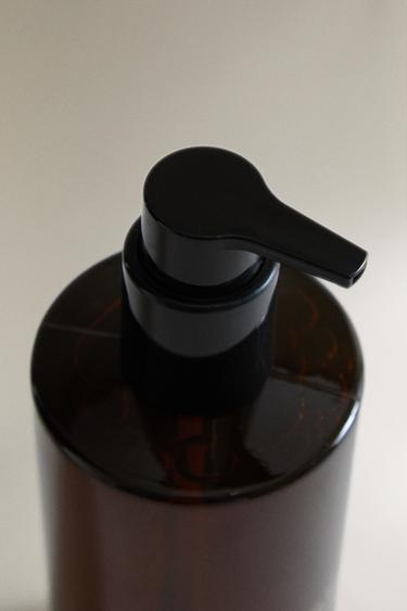(300 ML) VELVET CUIR LIQUID HAND SOAP - Brown by Zara