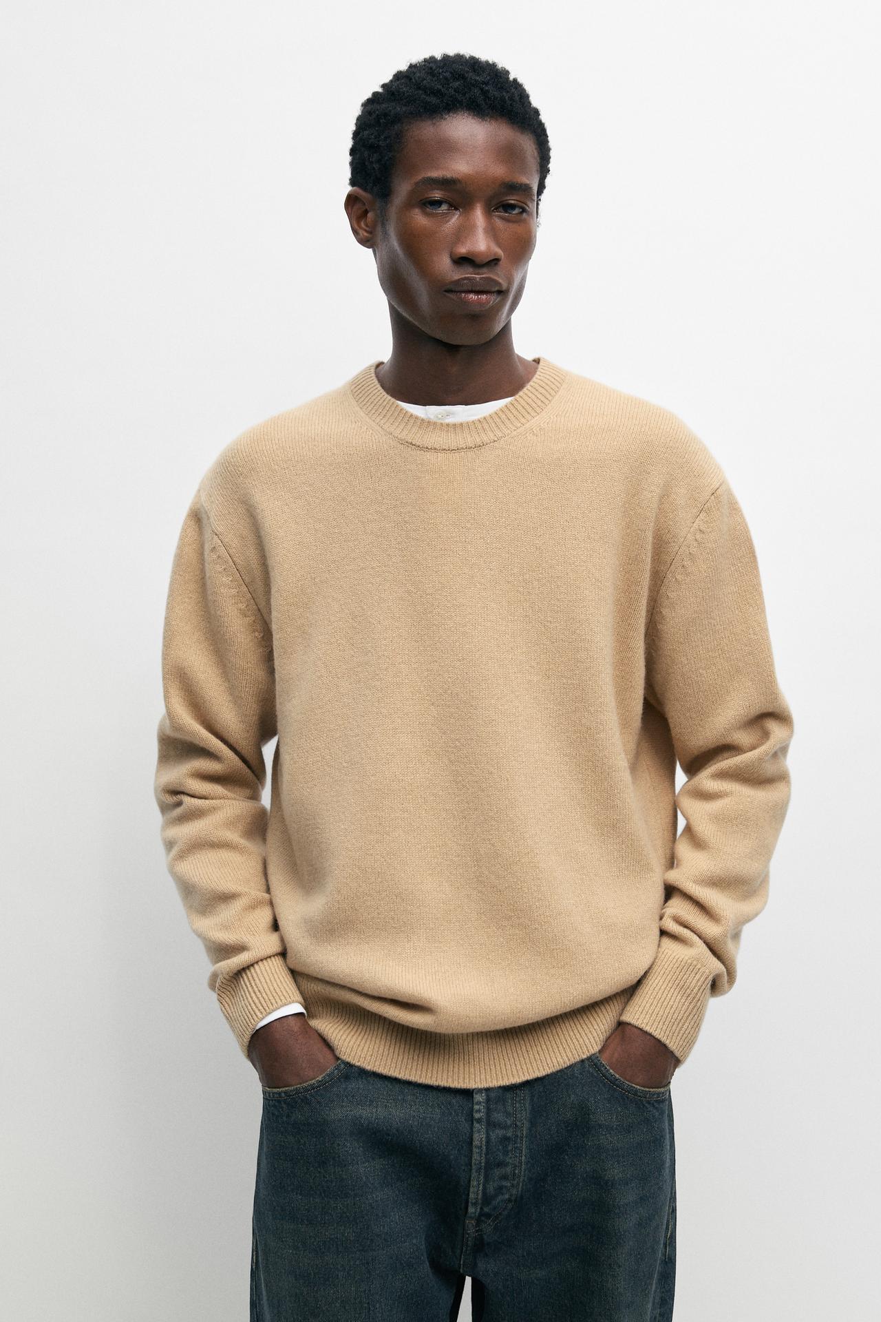 100% wool knit sweater with round neck — Mid-camel