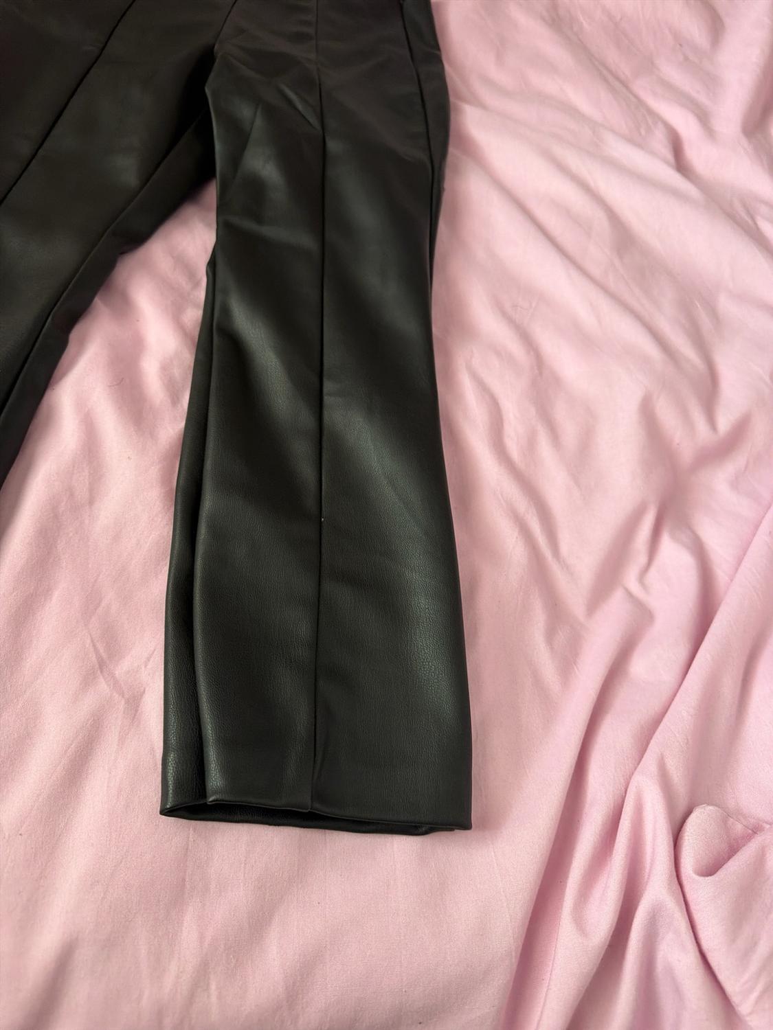 FAUX LEATHER FLARED LEGGINGS - Image 2
