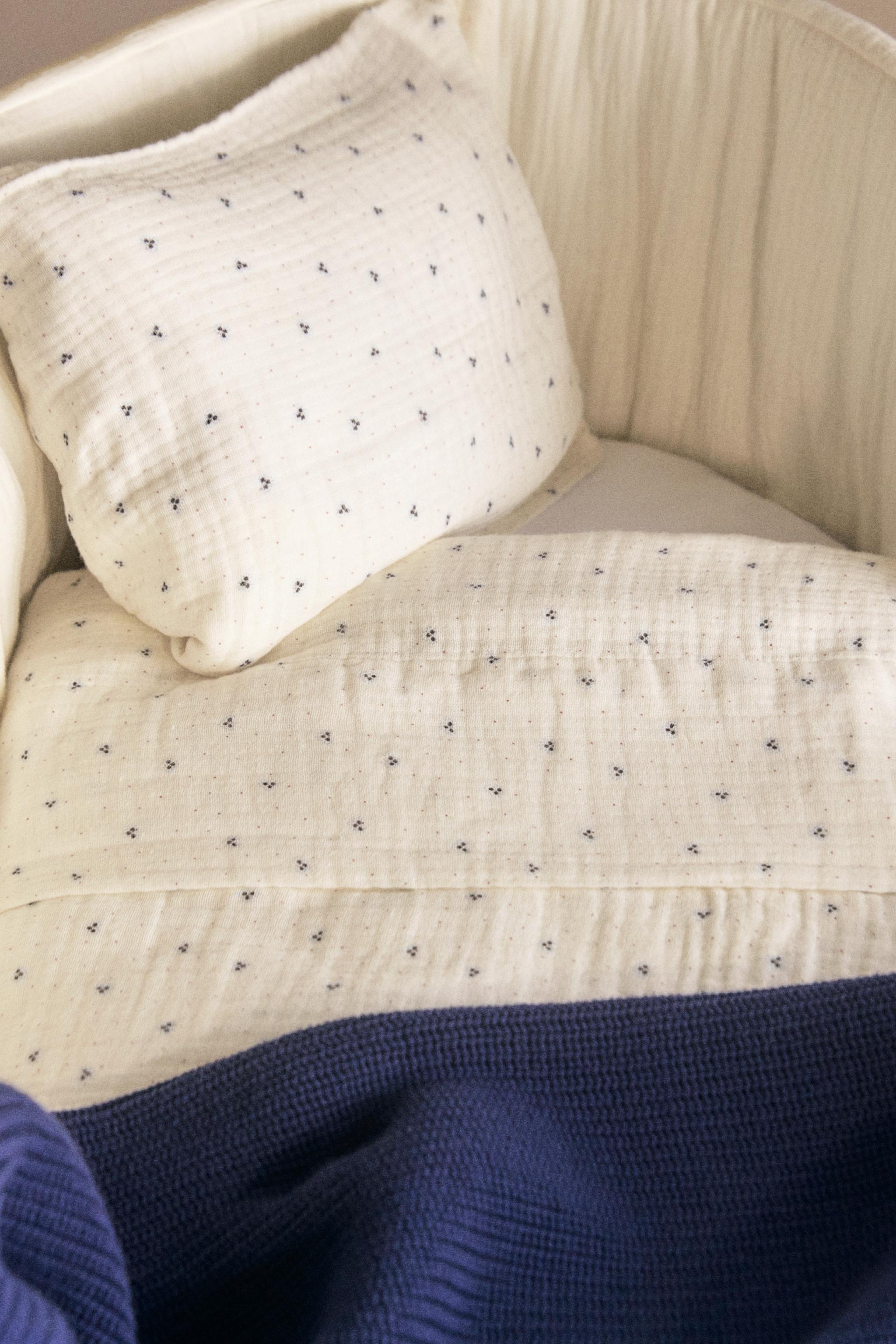 SHORT WOOL COAT WITH HIGH NECK