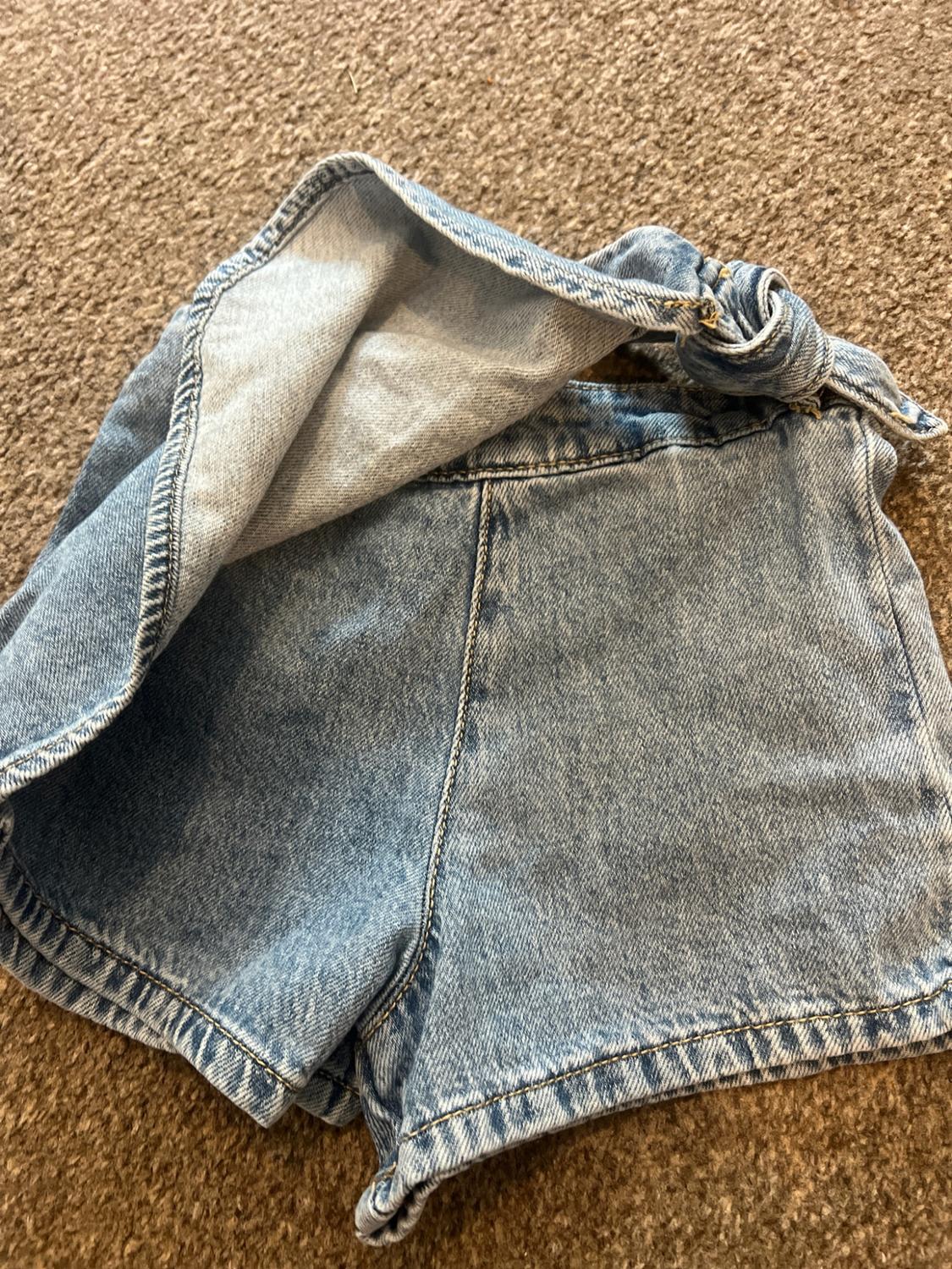DENIM TIE BERMUDA SKORT - Image 3