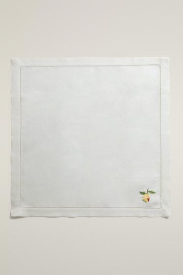FRUIT EMBROIDERED NAPKINS (PACK OF 2) — Ecru 2