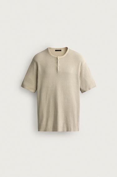 ユーズド加工ニットヘンリーネックＴシャツエクリュZaraのユーズド加工ニットヘンリーネックＴシャツ - エクリュ 