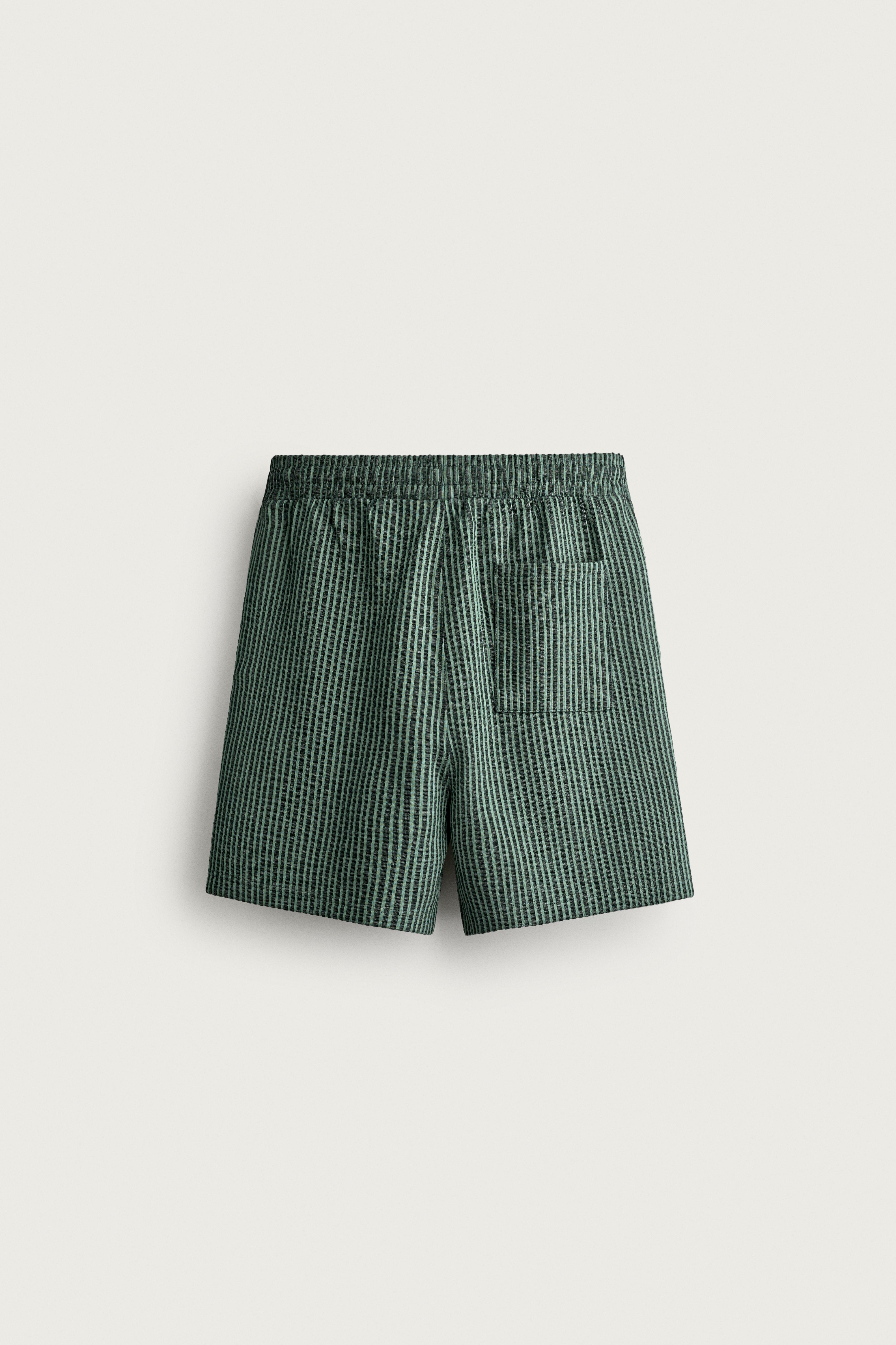 COMFORT SEERSUCKER REGULAR FIT BERMUDA SHORTS - Green | ZARA India
