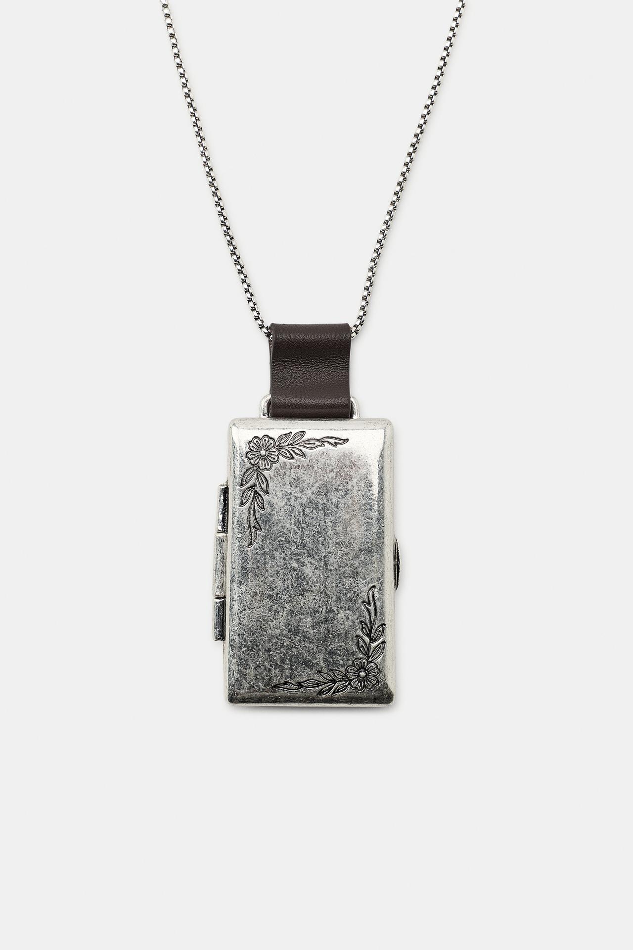LONG METALLIC BOX CHAIN — Silver