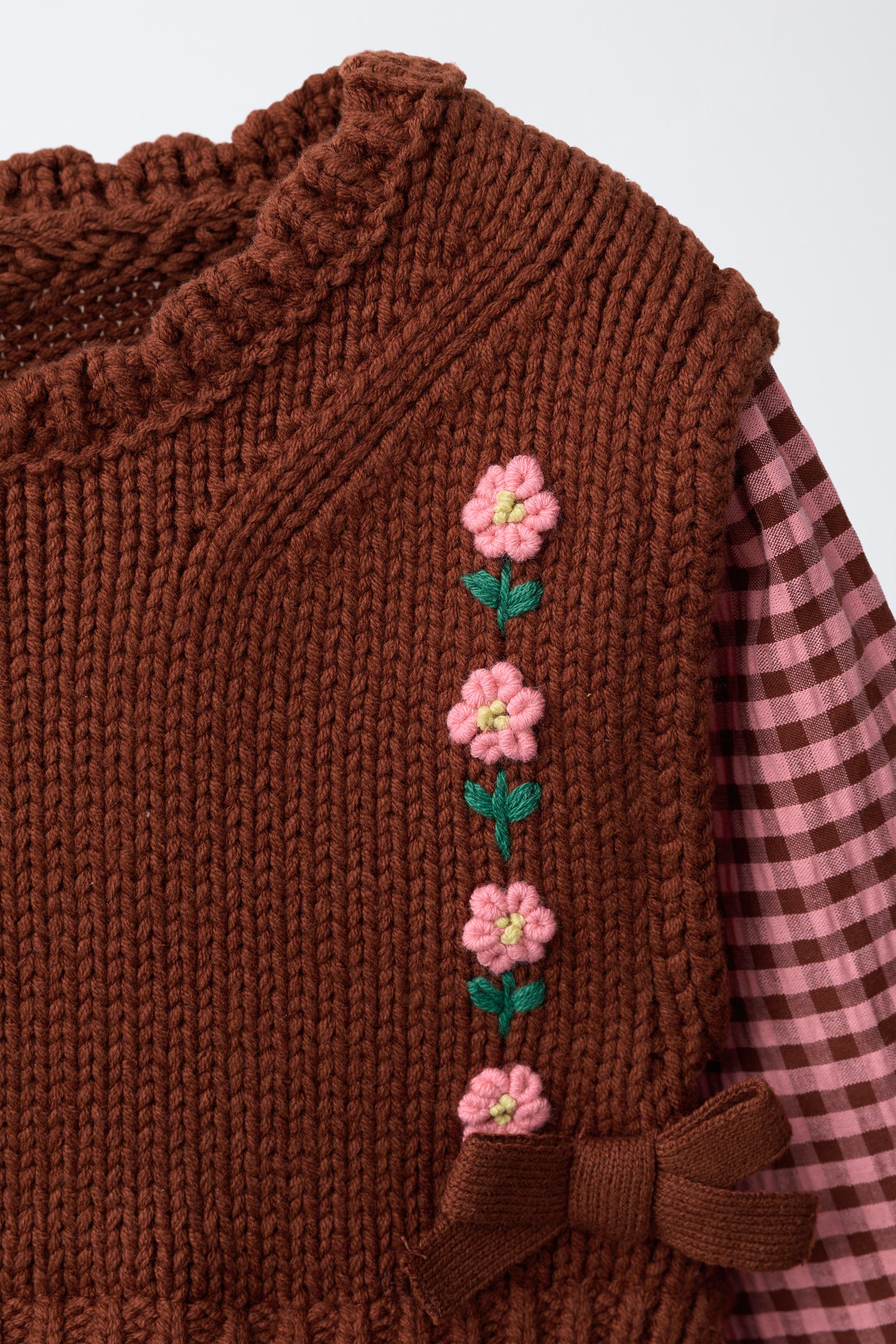 ROBE BIMATIÈRE CARREAUX VICHY ET FLEURS BRODÉES
