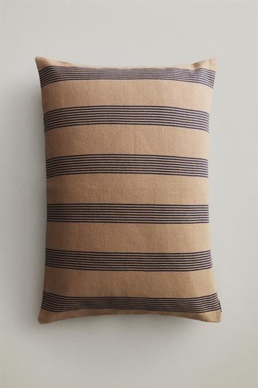 HOUSSE COUSSIN RAYURES - Beige clair de Zara
