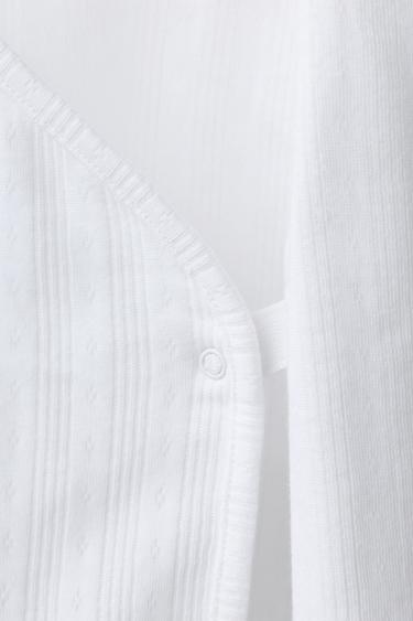 ENSEMBLE STRUCTURÉ T-SHIRT ET LEGGING - Blanc cassé de Zara - Image 3