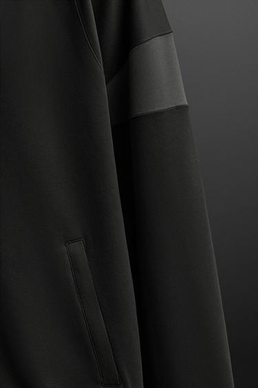 TECHNICAL SWEATSHIRT WITH ZIP - Black by Zara - Image 7