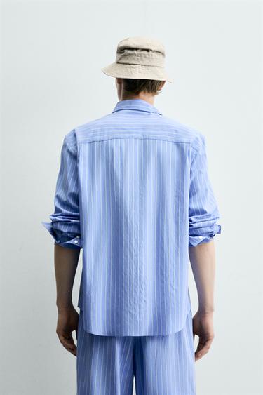 CHEMISE À RAYURES ET POCHE - 981 de Zara - Image 2