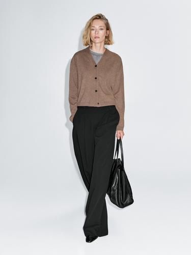 Cárdigan punto cuello pico mezcla lana - Caramelo de Zara