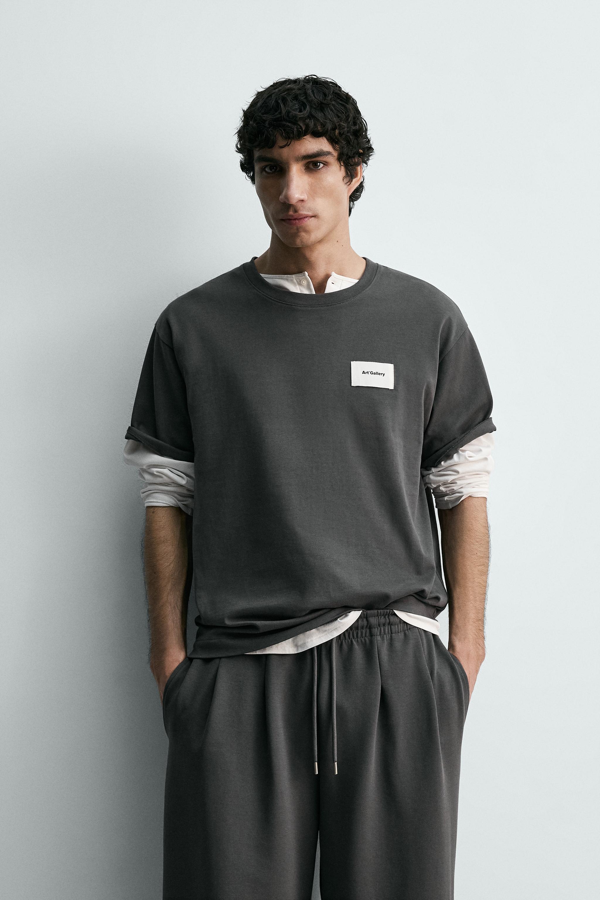 PATCH LABEL T-SHIRT