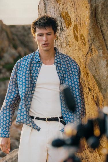 CAMISA FLUIDA ESTAMPADO FLORES - Azul medio de Zara