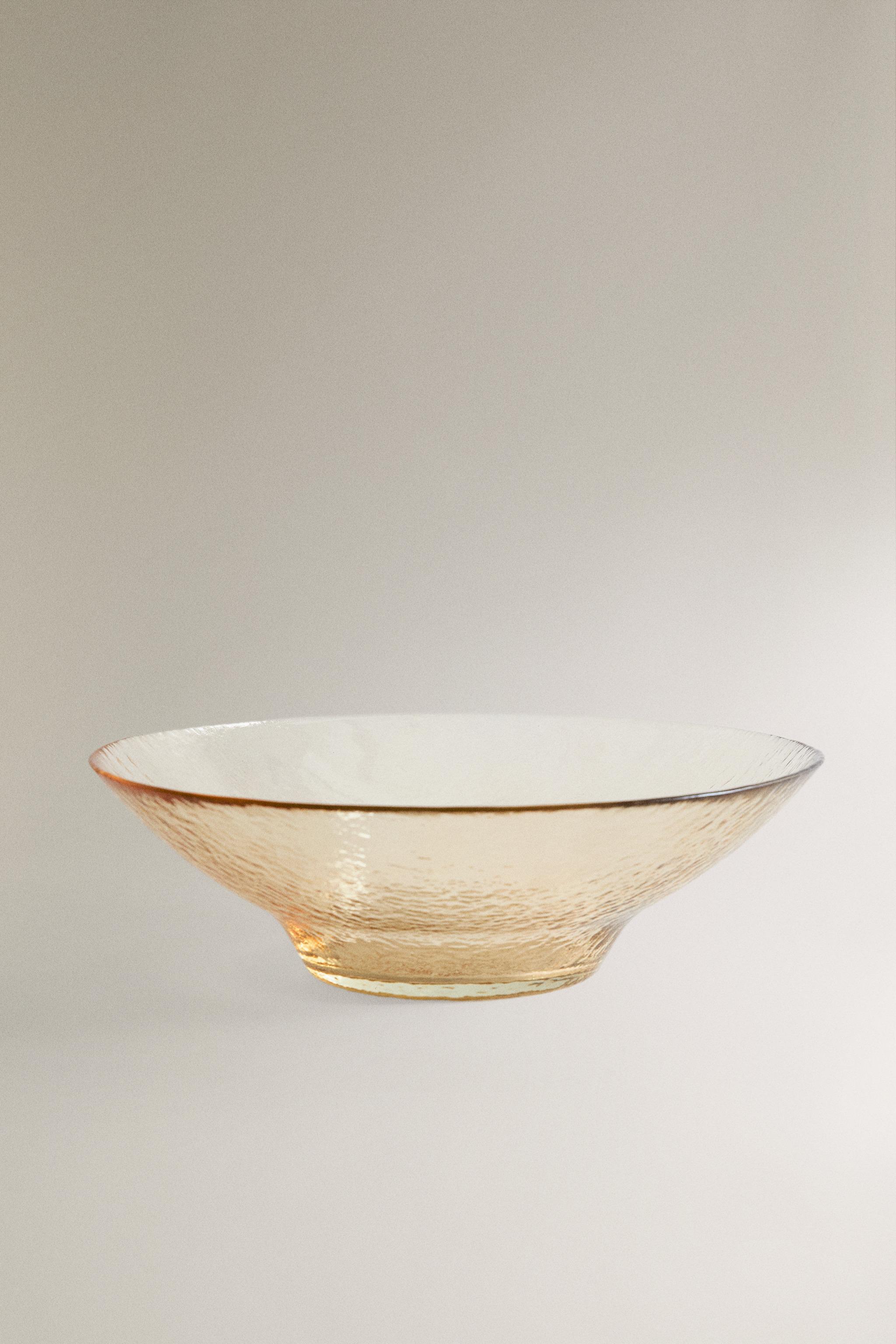 TEXTURED GLASS SALAD BOWL