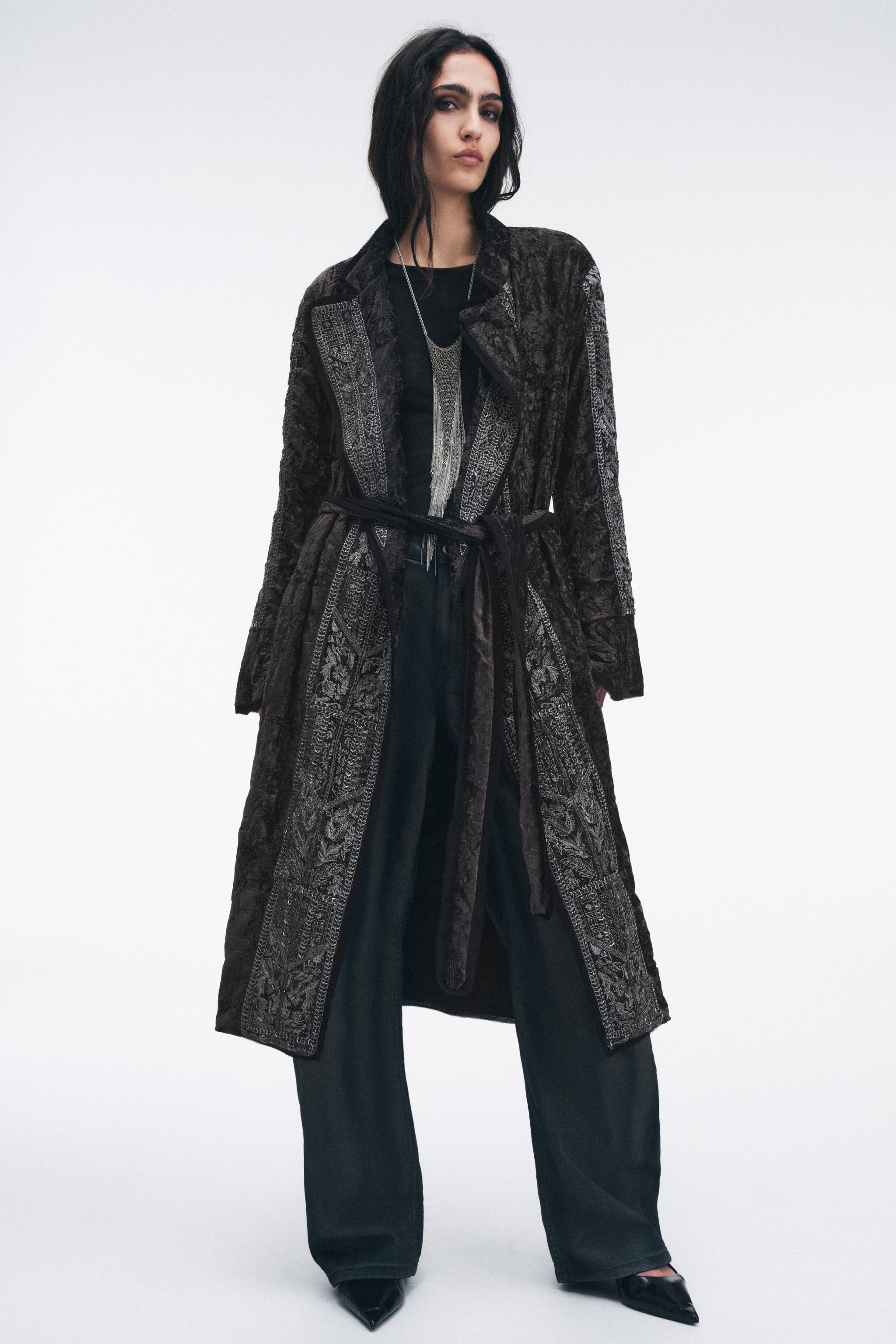 EMBROIDERED VELVET KIMONO ZW COLLECTION LIMITED EDITION